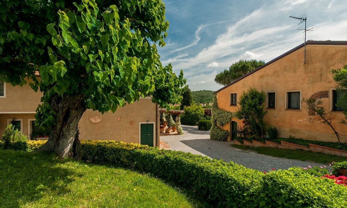 Photo of Outdoor in Toiano