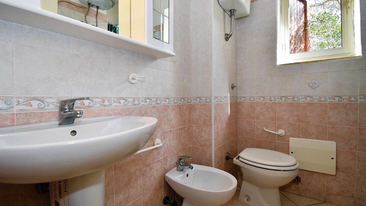 Photo of Bathroom in Rena Majore