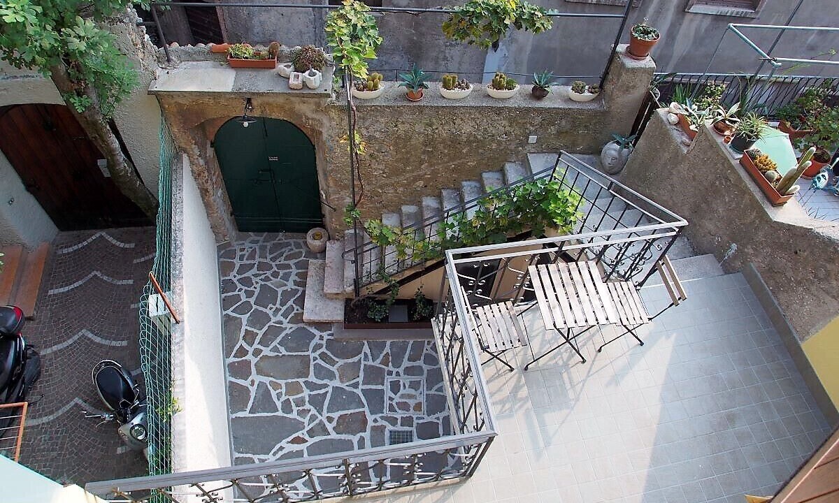 Photo of Patio Balcony in Malcesine Old Town