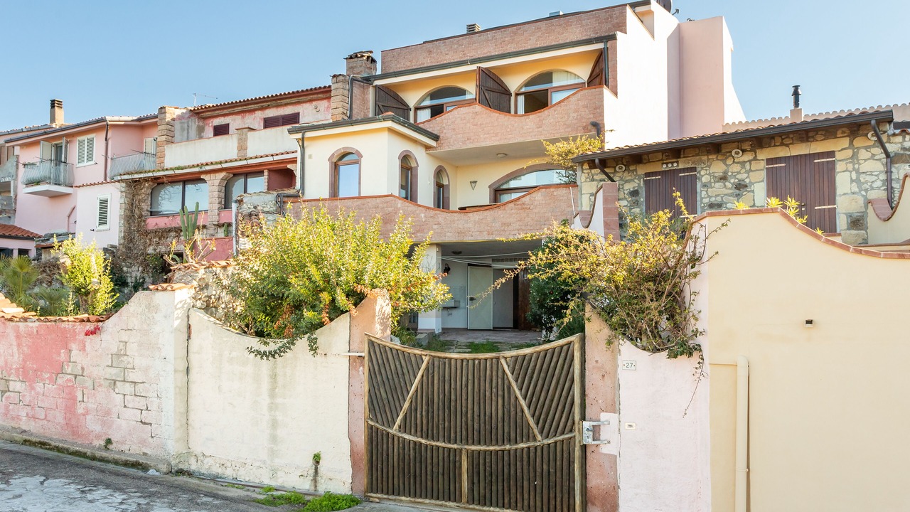 Photo of Outdoor in Magomadas