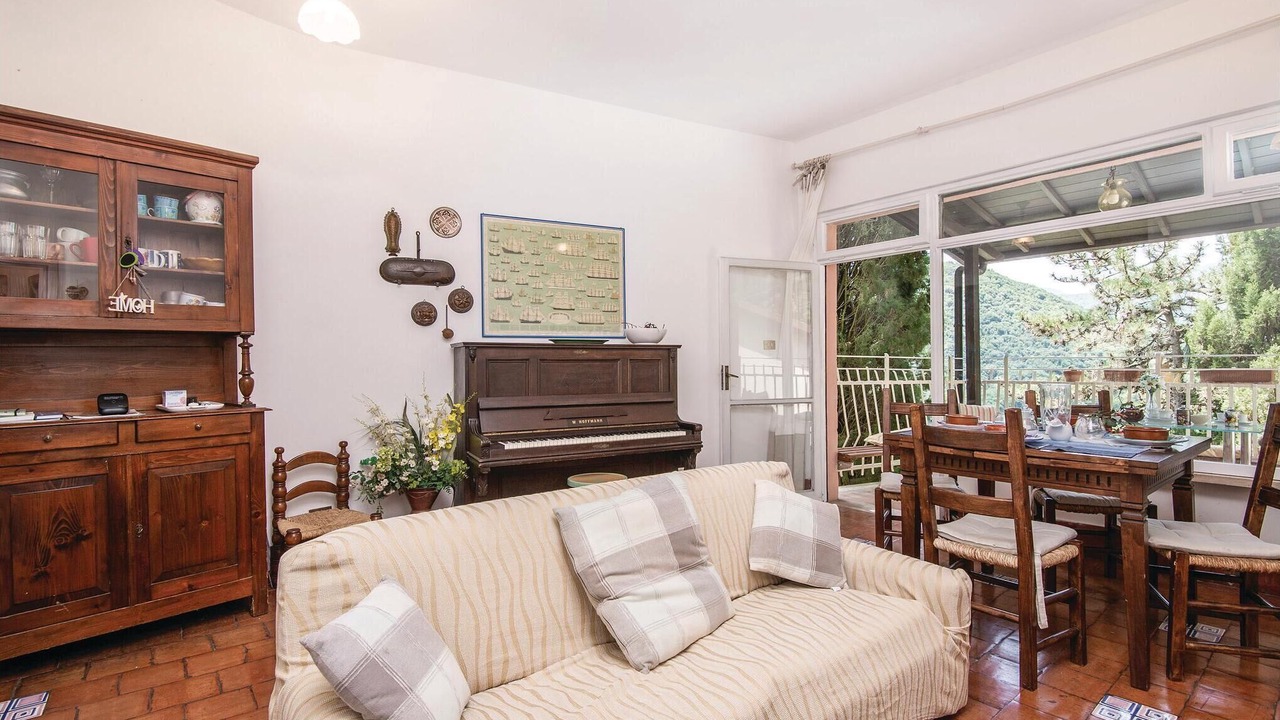 Photo of Bedroom in Piediluco