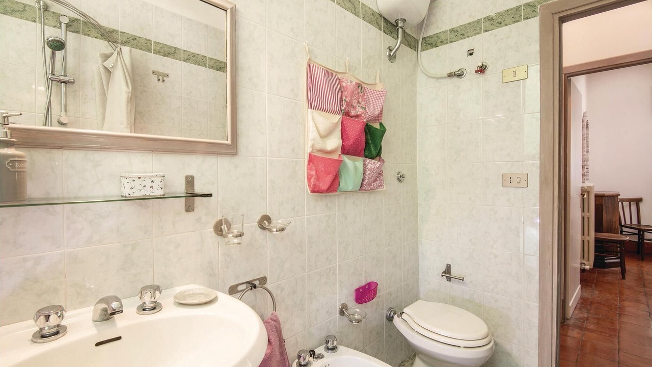 Photo of Bathroom in Piediluco