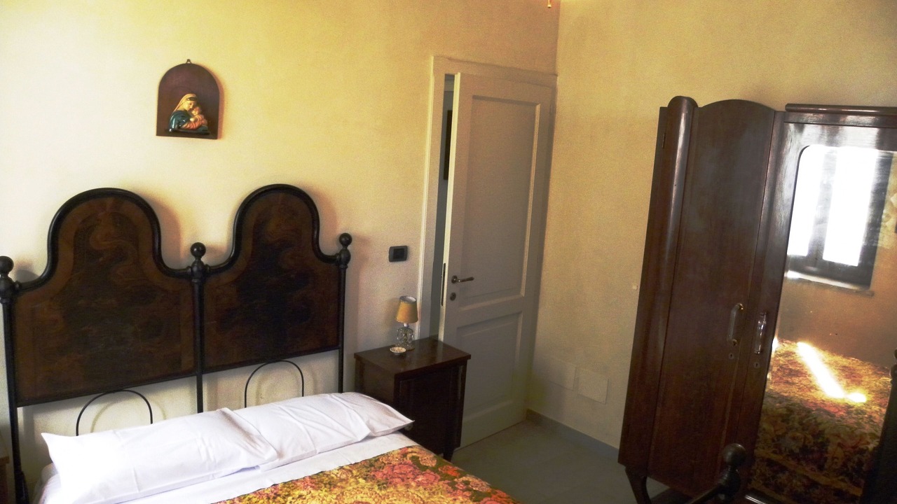 Photo of Bedroom in Guzman