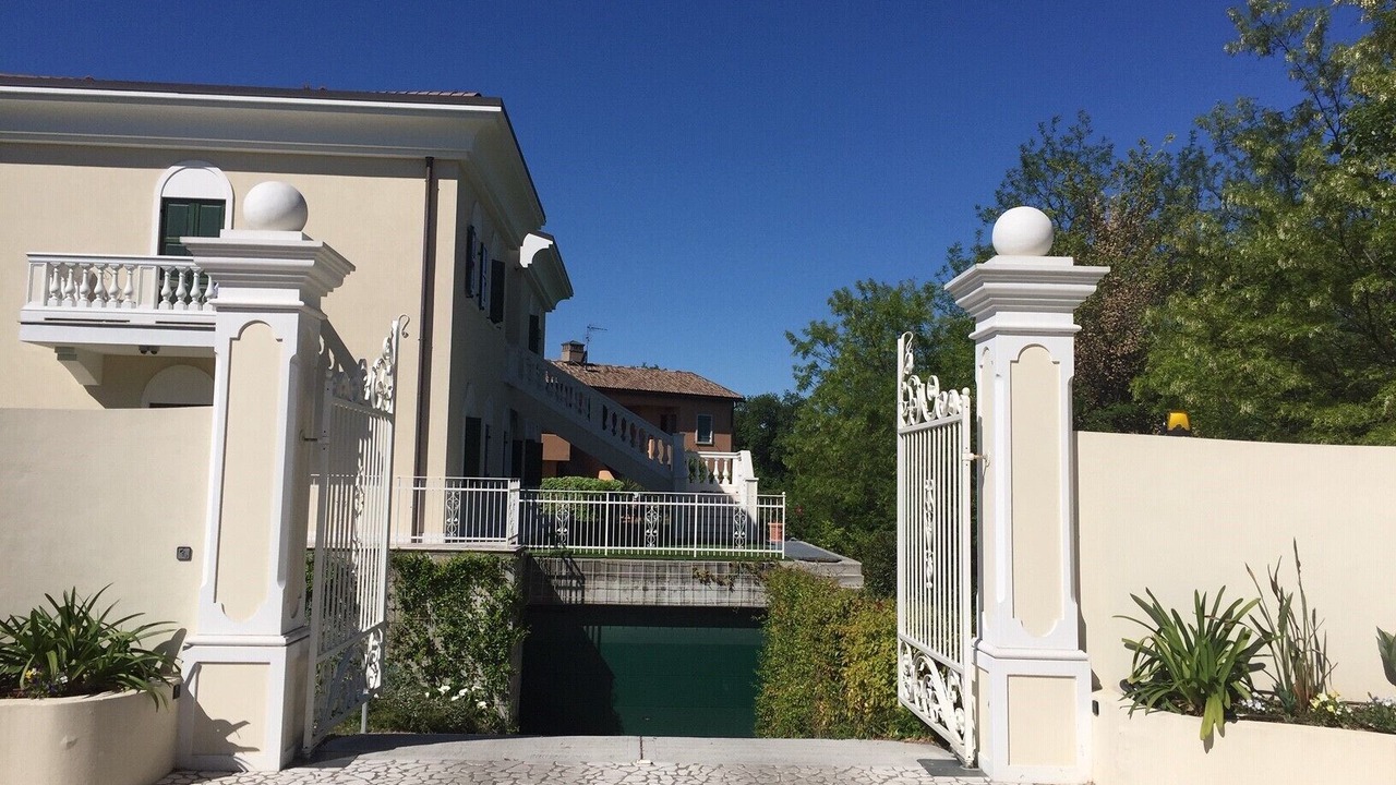 Photo of Outdoor in Montioni
