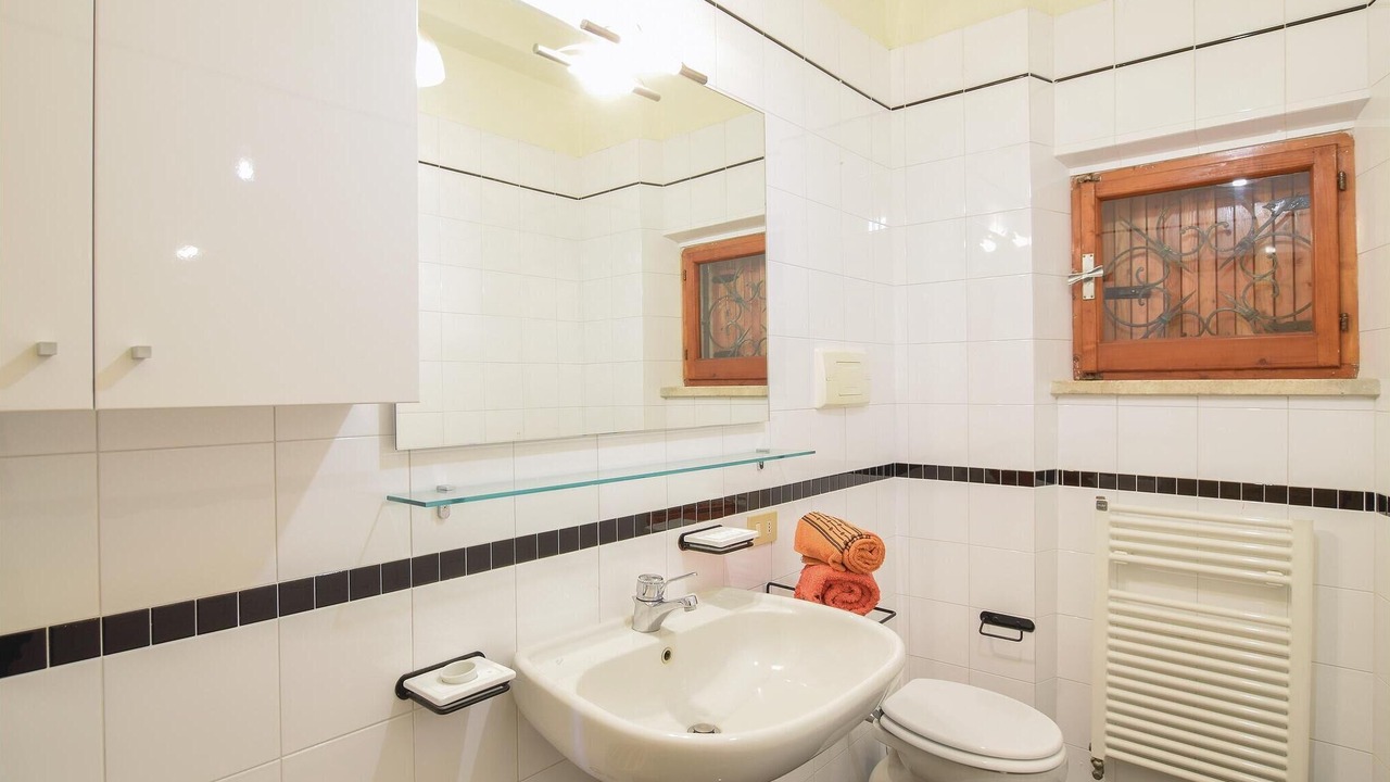 Photo of Bathroom in Granarola