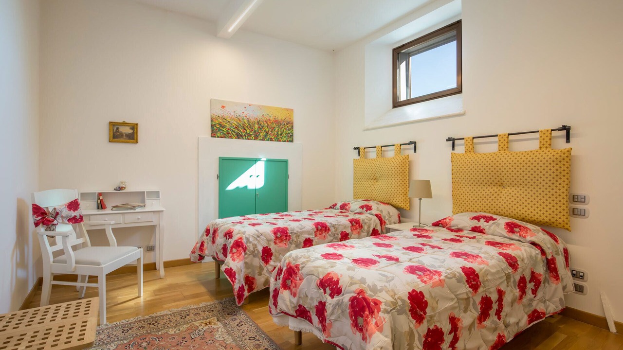 Photo of Bedroom in Siena City Centre