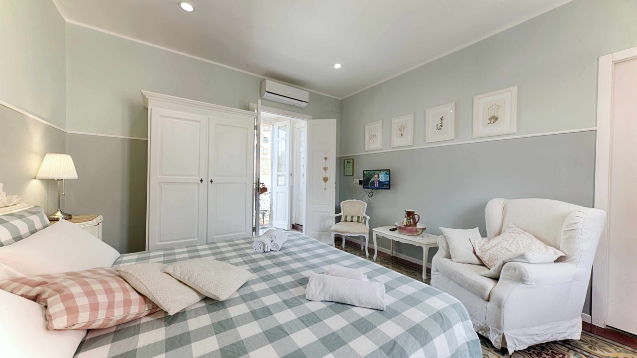 Photo of Bedroom in Olbia City Centre