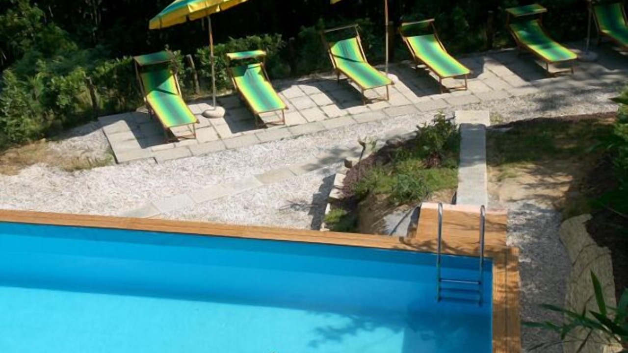 Photo of Outdoor in Saturnana