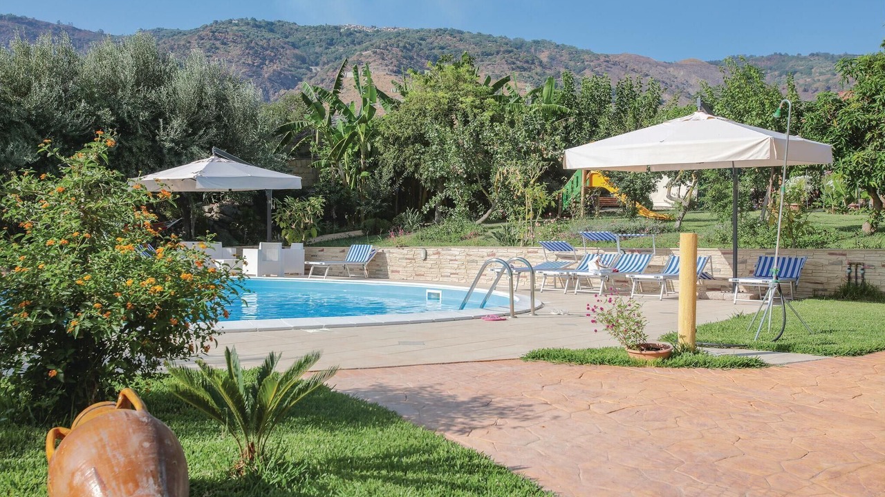 Photo of Outdoor in Joppolo