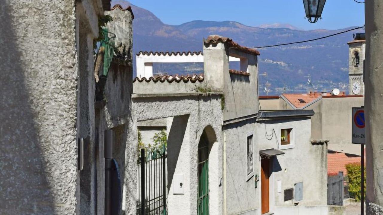Photo of Others in Porto Valtravaglia