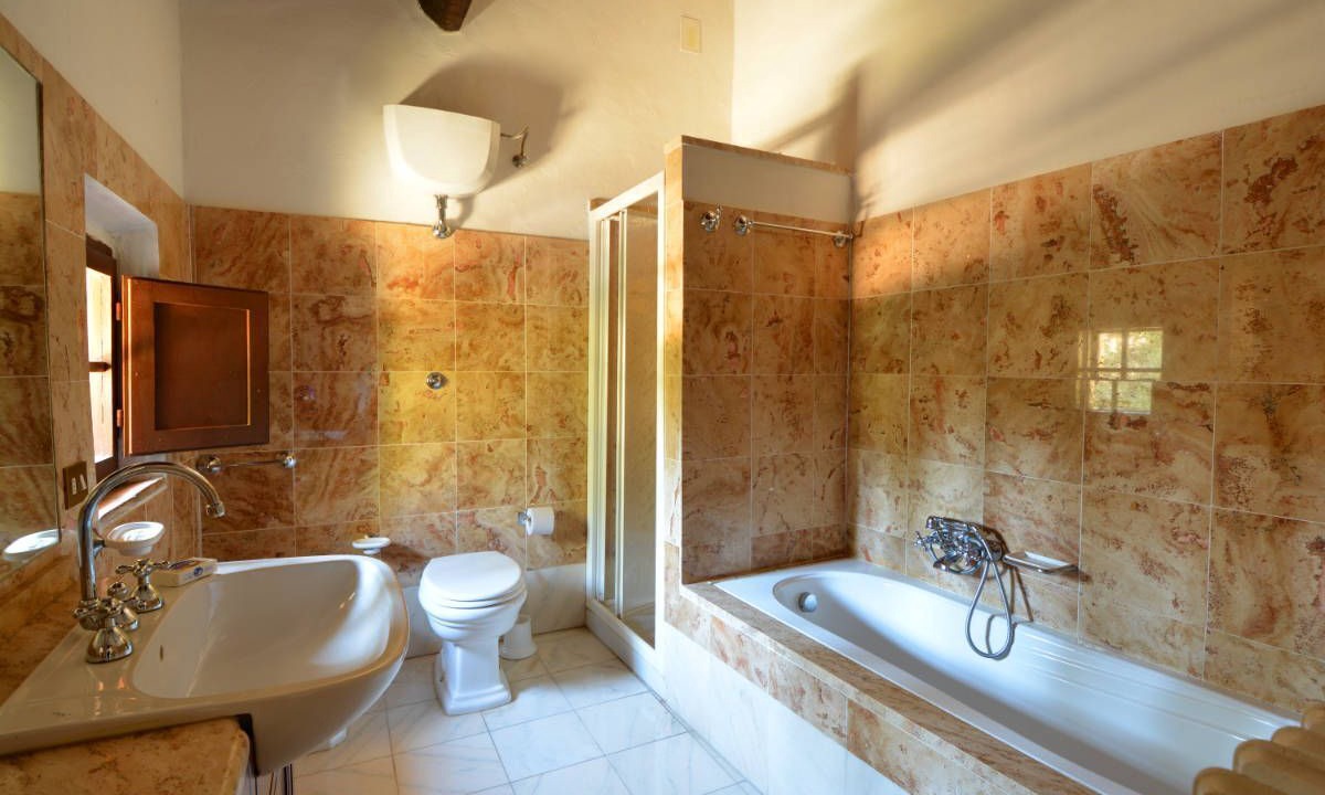 Photo of Bathroom in Radicondoli