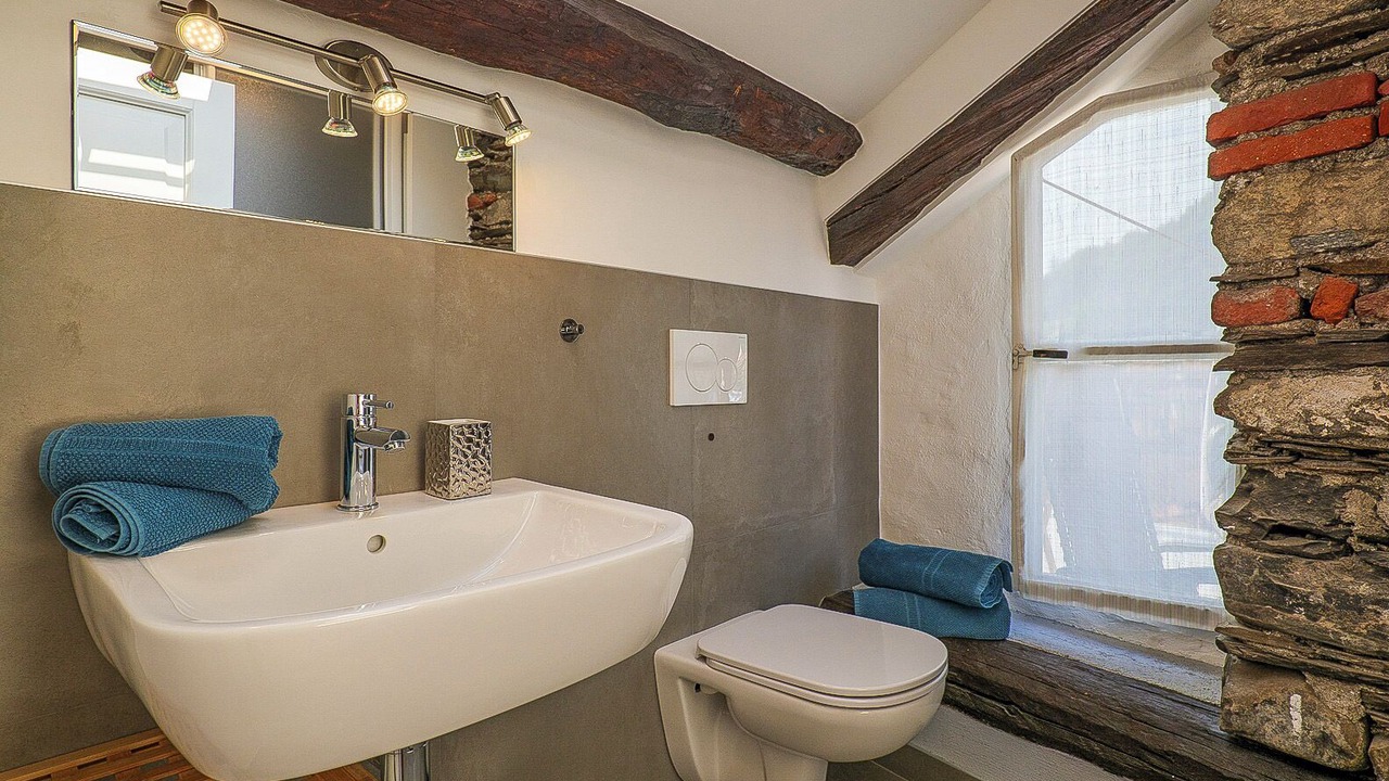 Photo of Bathroom in Cannobio