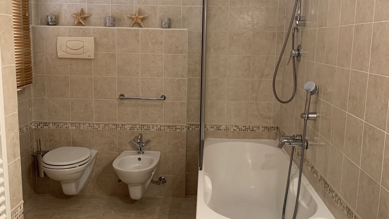 Photo of Bathroom in Scerne