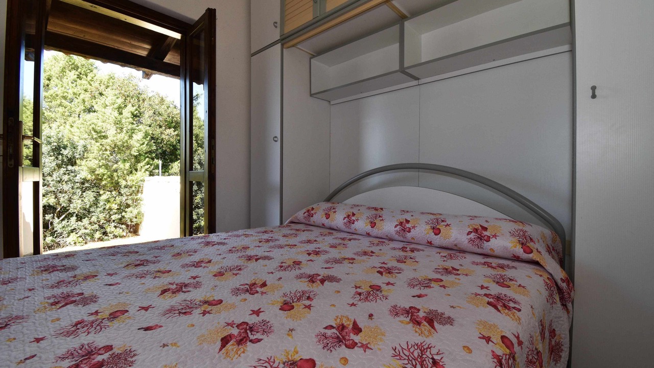 Photo of Bedroom in Rena Majore