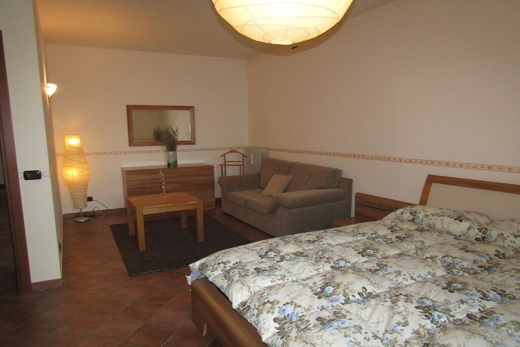 Photo of Bedroom in Lequio Tanaro