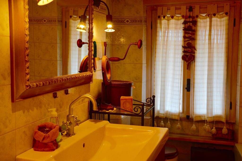 Photo of Bathroom in Volpiano