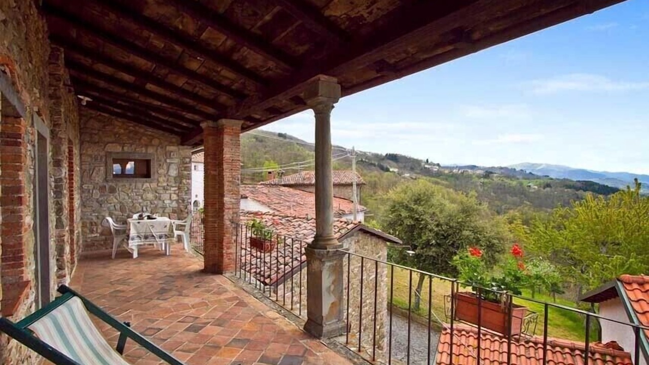 Photo of Patio Balcony in Villa Collemandina