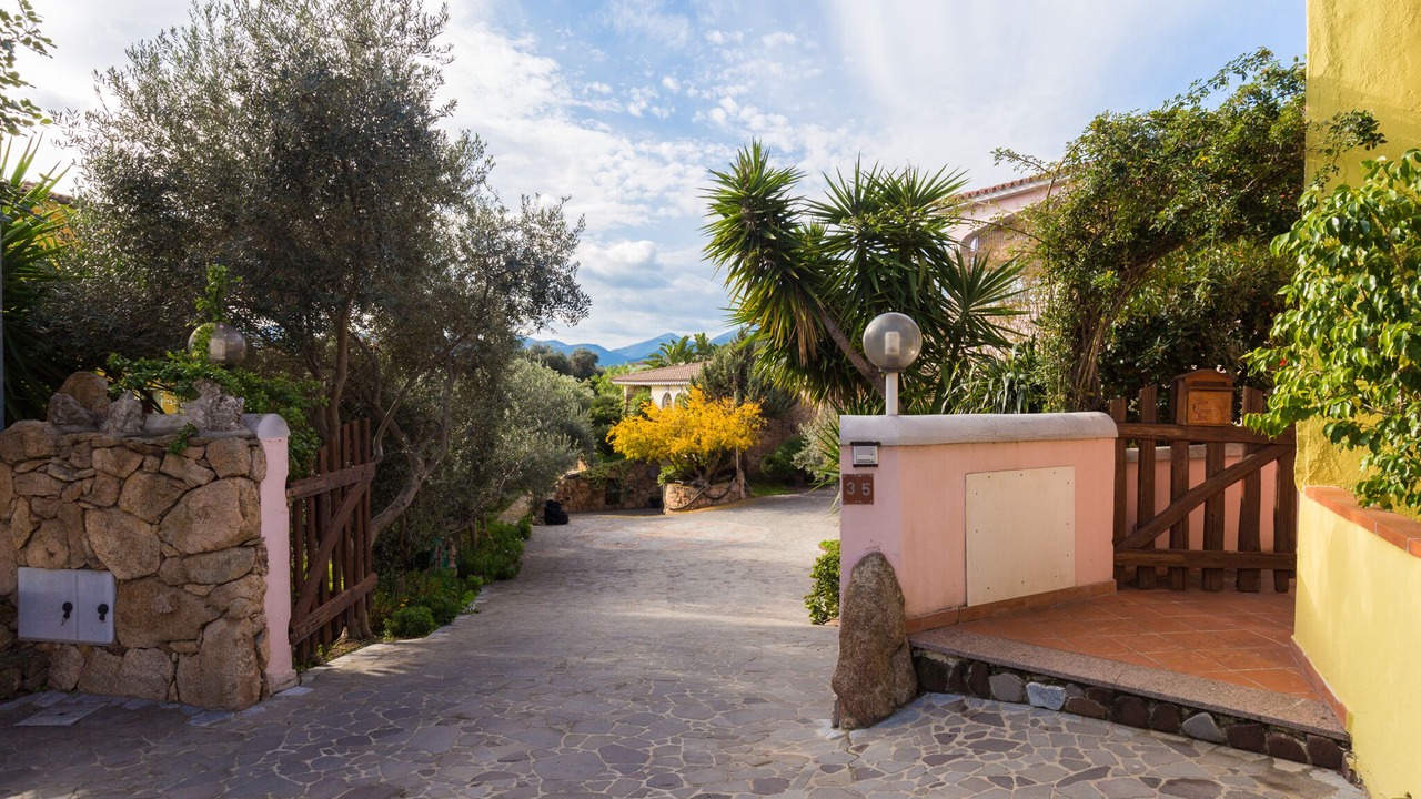 Photo of Outdoor in Agrustos
