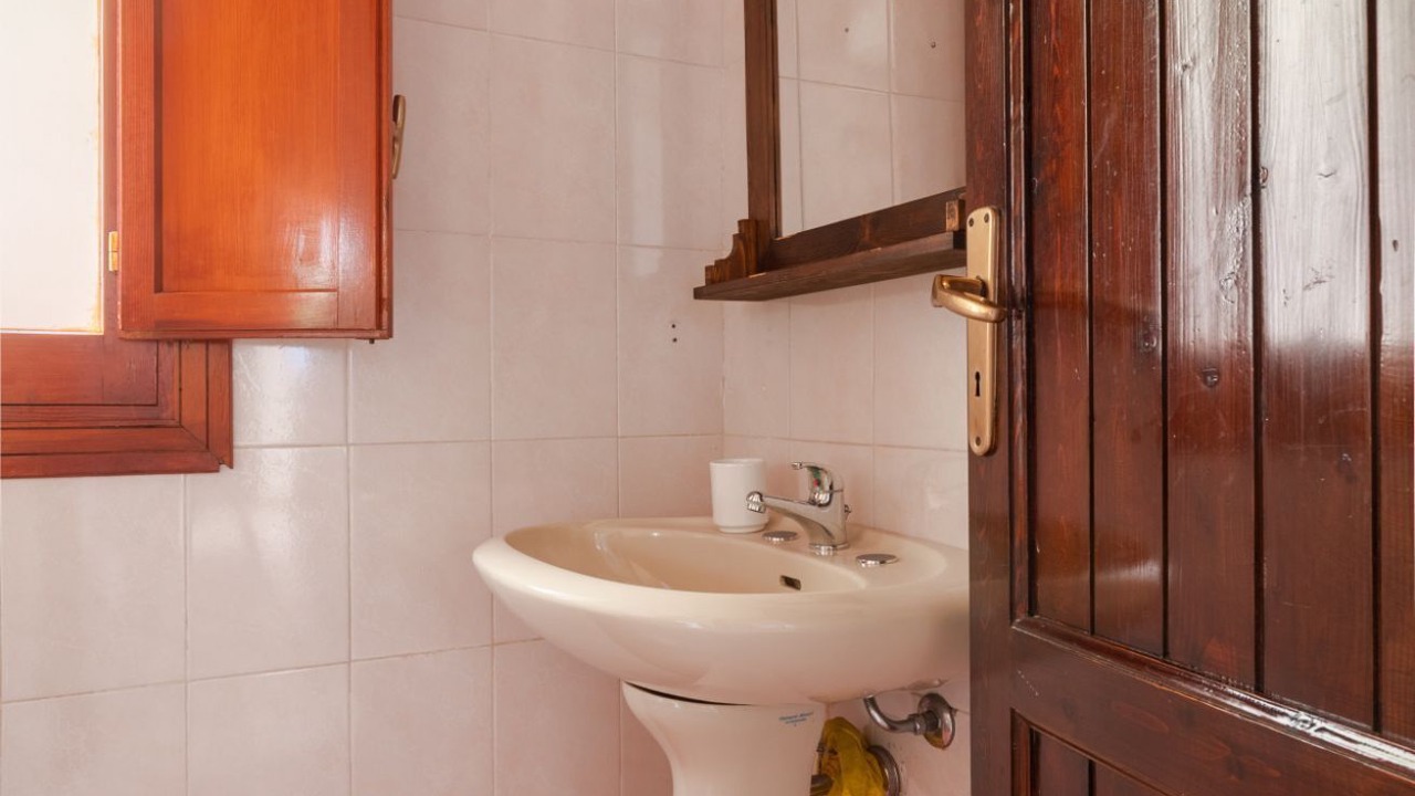 Photo of Bathroom in Addaura