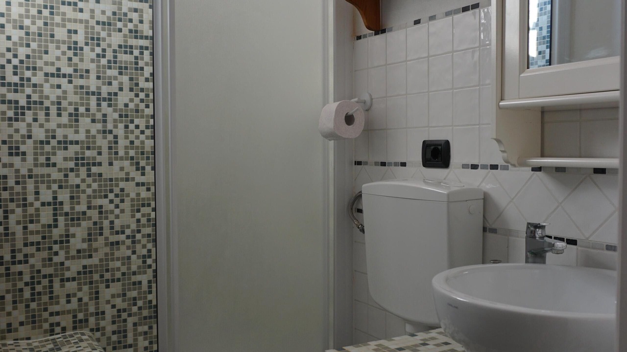 Photo of Bathroom in Arcola