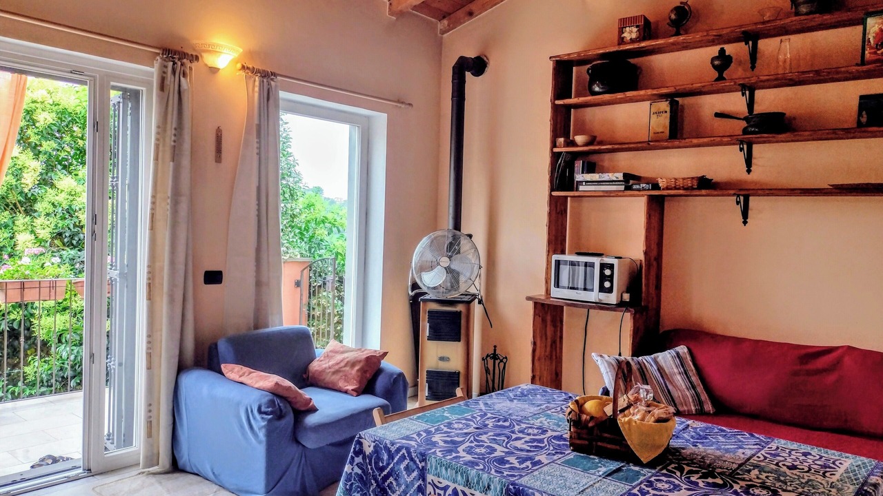 Photo of Livingroom in Arcola