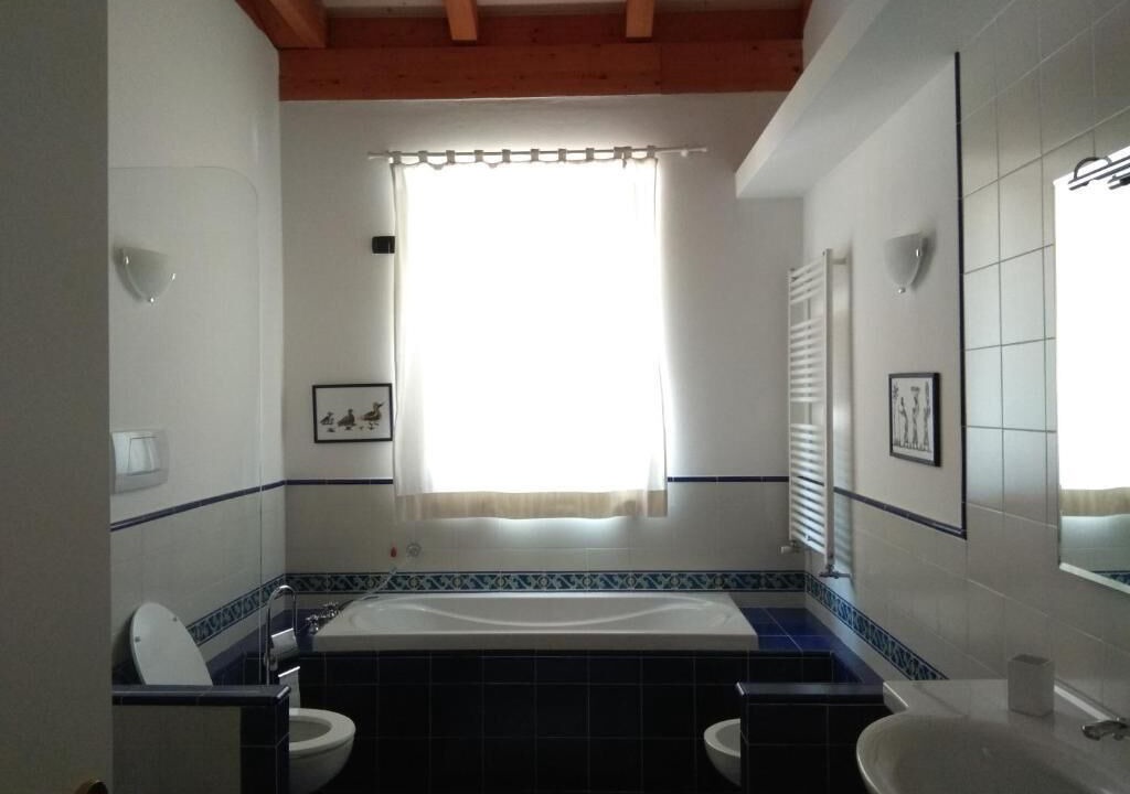 Photo of Bathroom in Arco