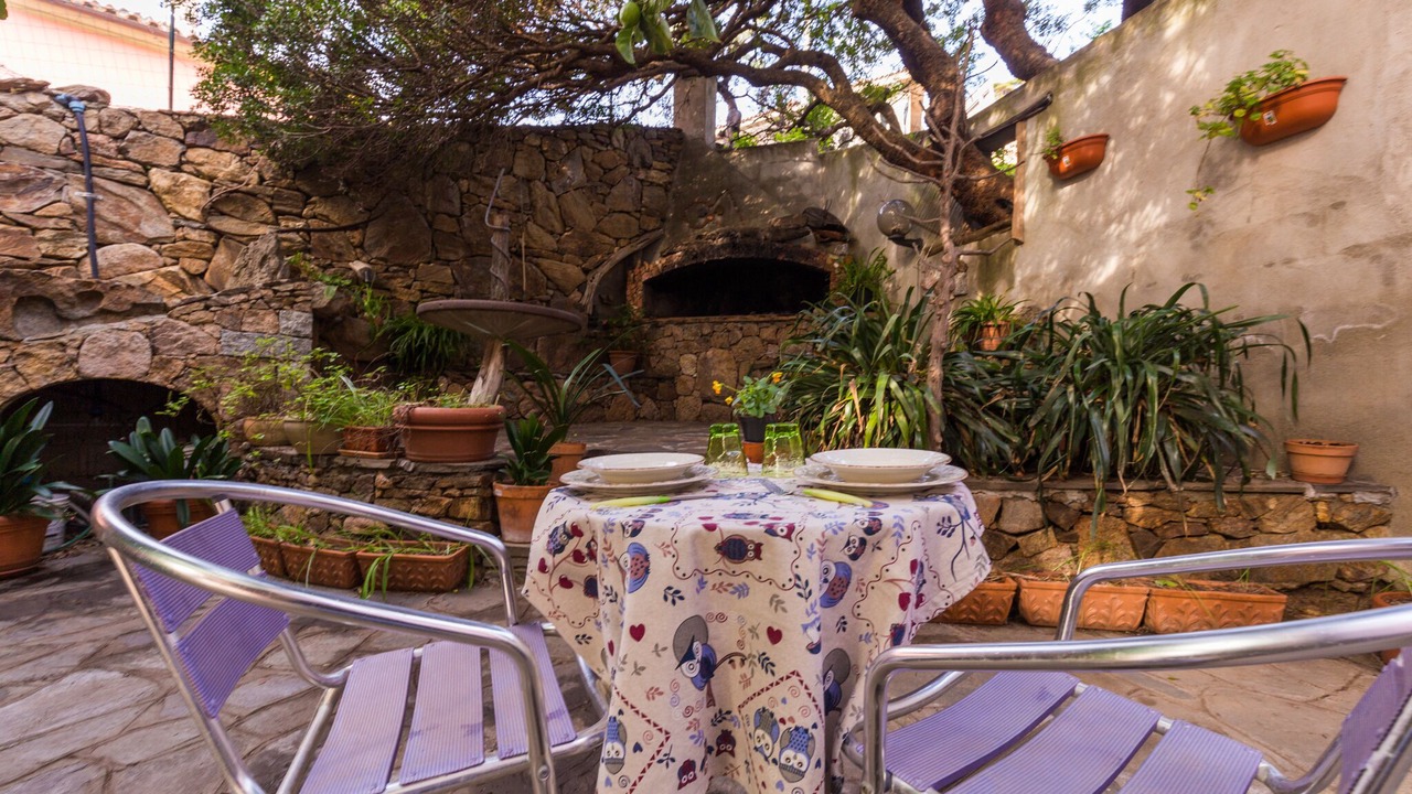 Photo of Outdoor in Agrustos
