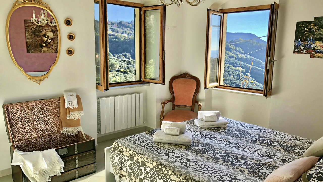 Photo of Bedroom in Moneglia