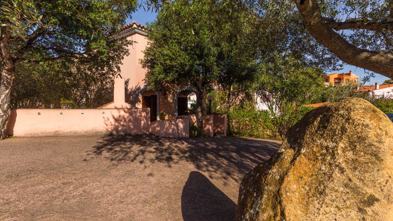 Photo of Outdoor in Agrustos