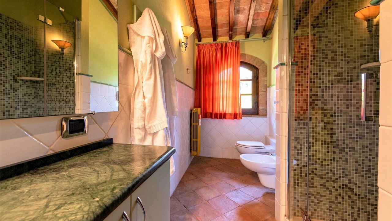 Photo of Bathroom in San Gimignano