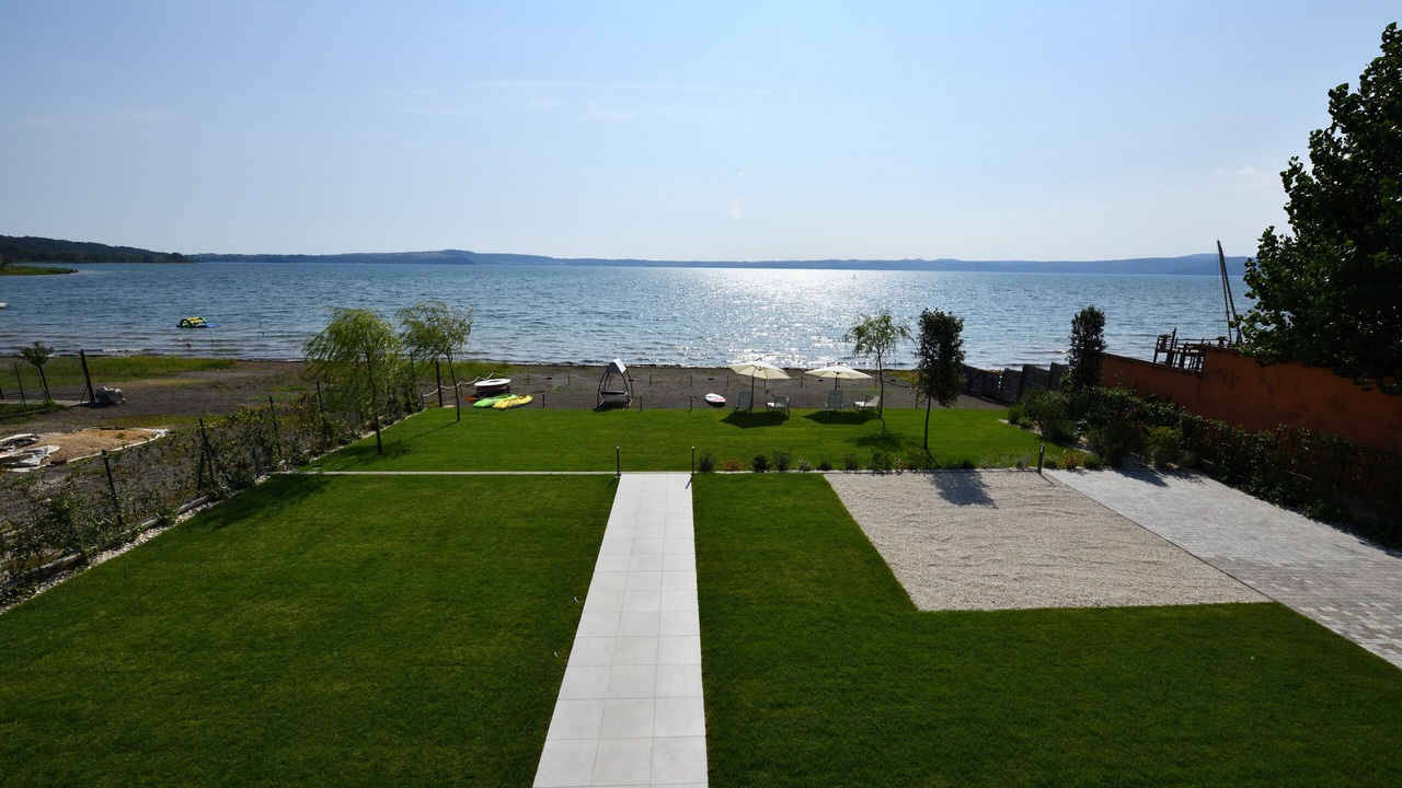 Photo of Outdoor in Lake Bracciano