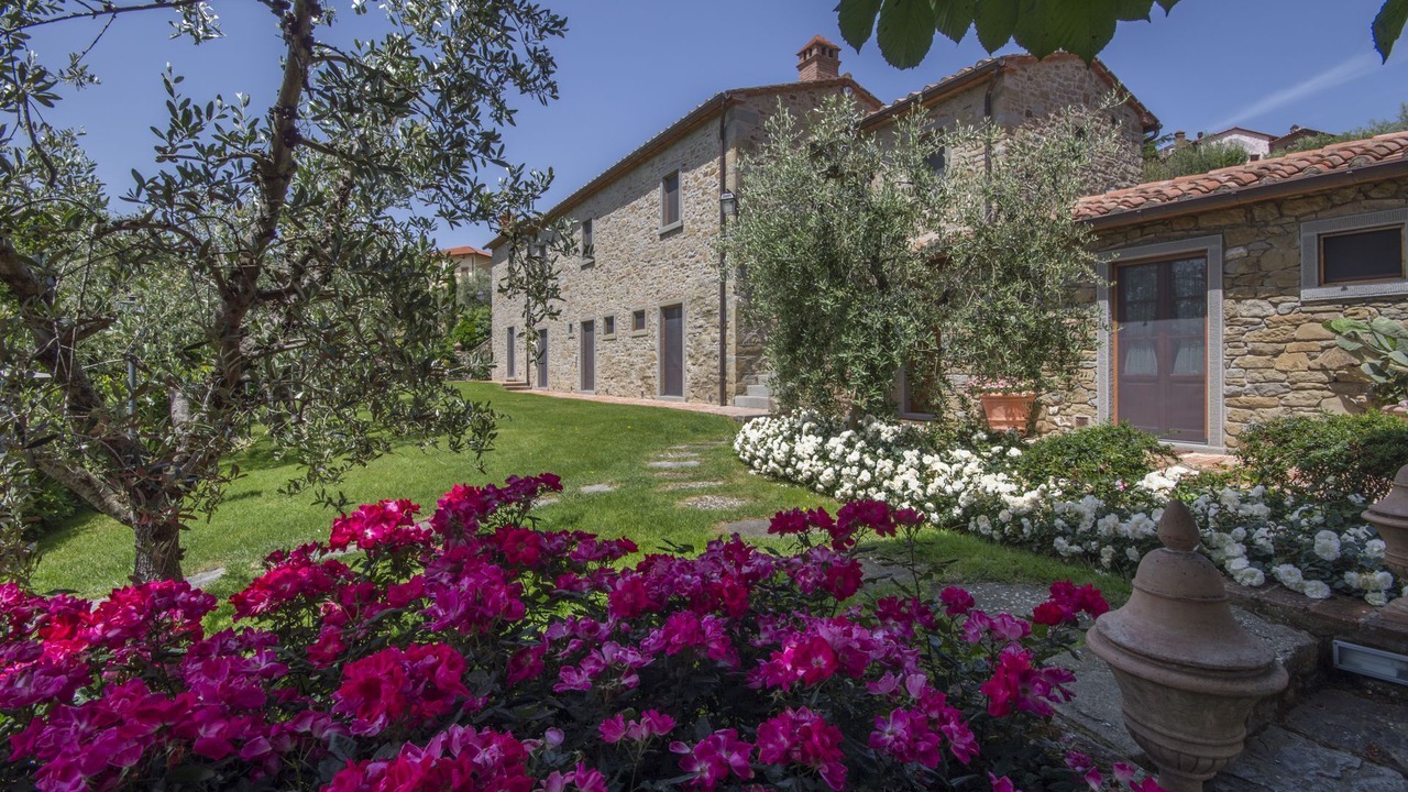 Photo of Outdoor in Camucia