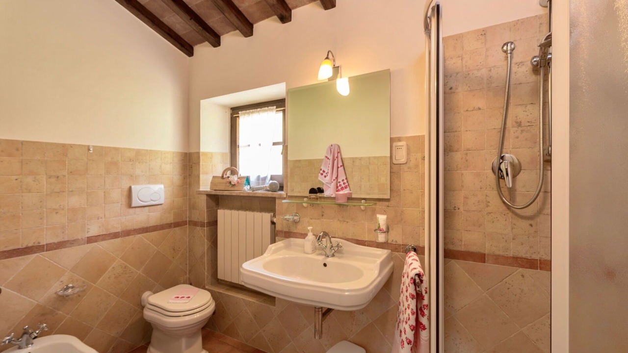 Photo of Bathroom in Popoltaio-Schiacciato