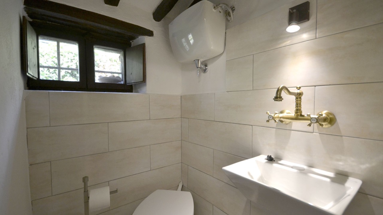 Photo of Bathroom in Cortona