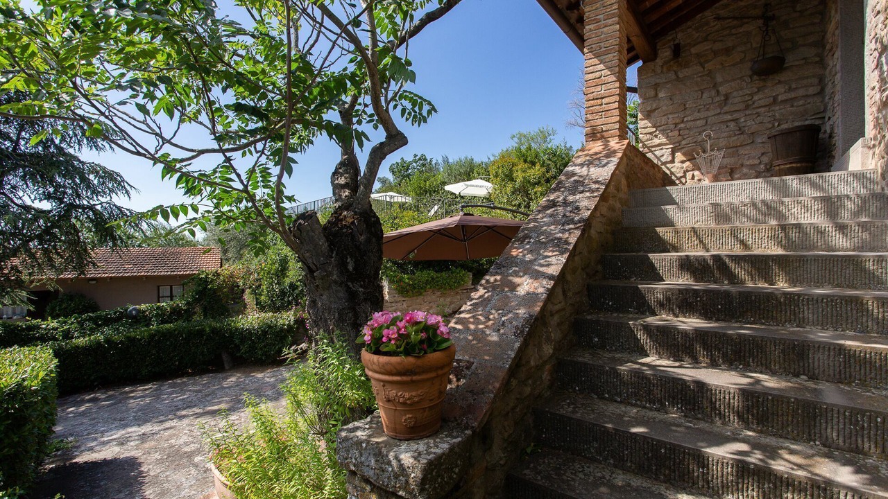 Photo of Outdoor in Camucia