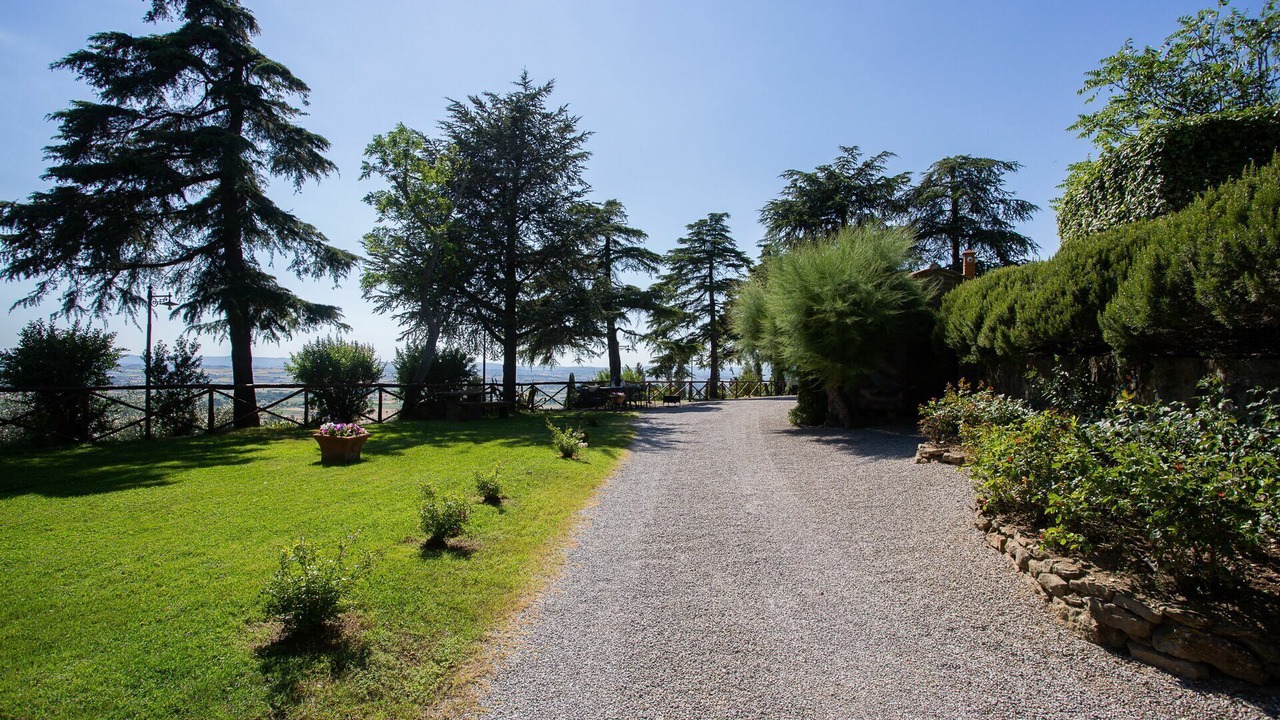 Photo of Outdoor in Camucia