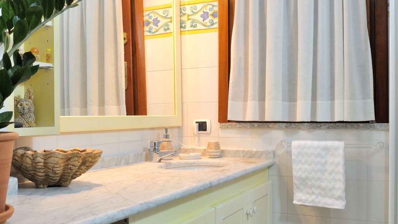 Photo of Bathroom in Notteri