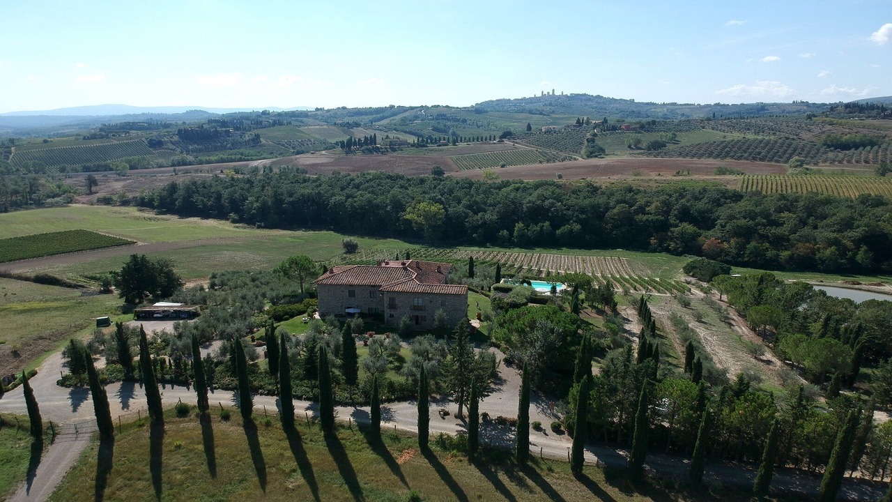 Photo of Outdoor in San Gimignano City Centre
