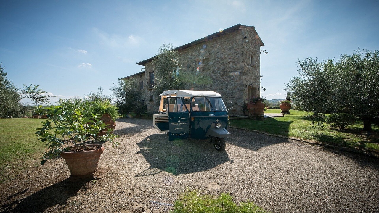 Photo of Outdoor in San Gimignano City Centre