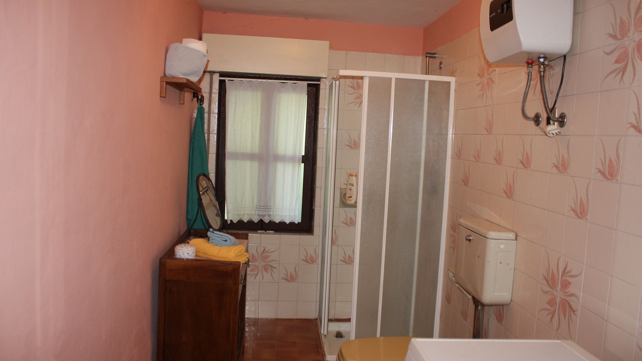 Photo of Bathroom in Ponti
