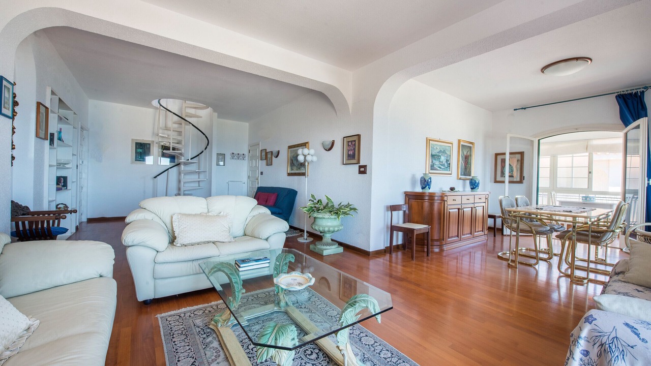 Photo of Livingroom in Addaura