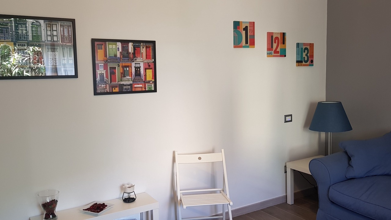 Photo of Livingroom in Historical Downtown Salerno
