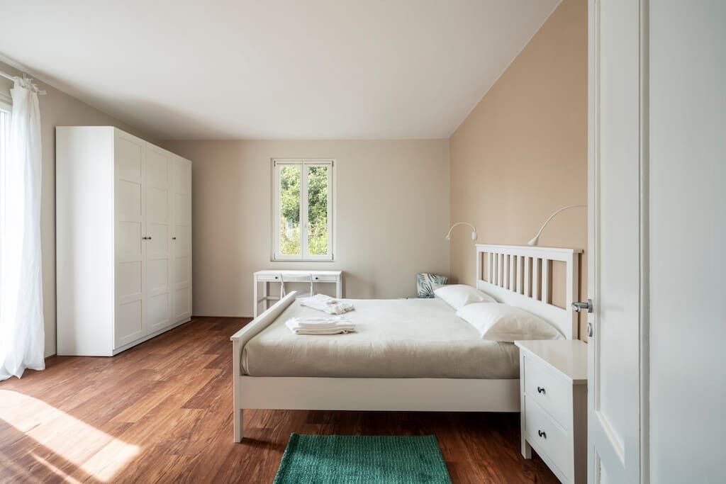 Photo of Bedroom in Gardone Riviera