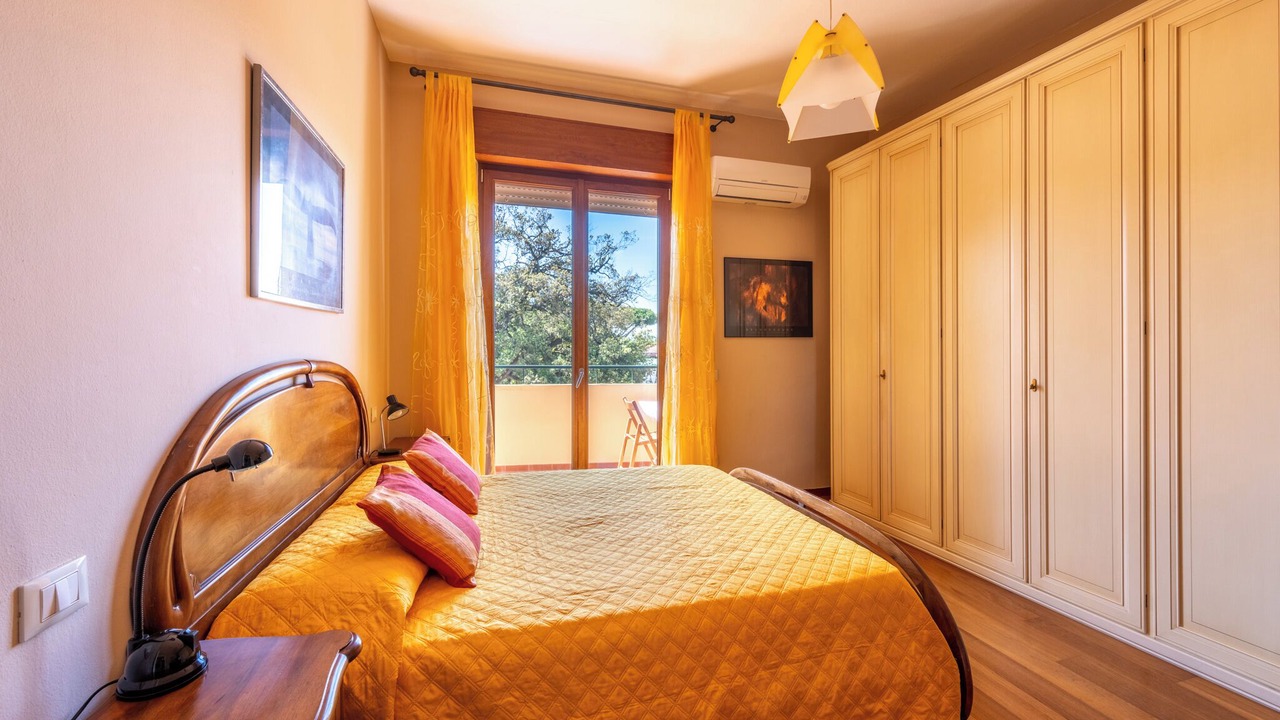 Photo of Bedroom in Marina di Carrara