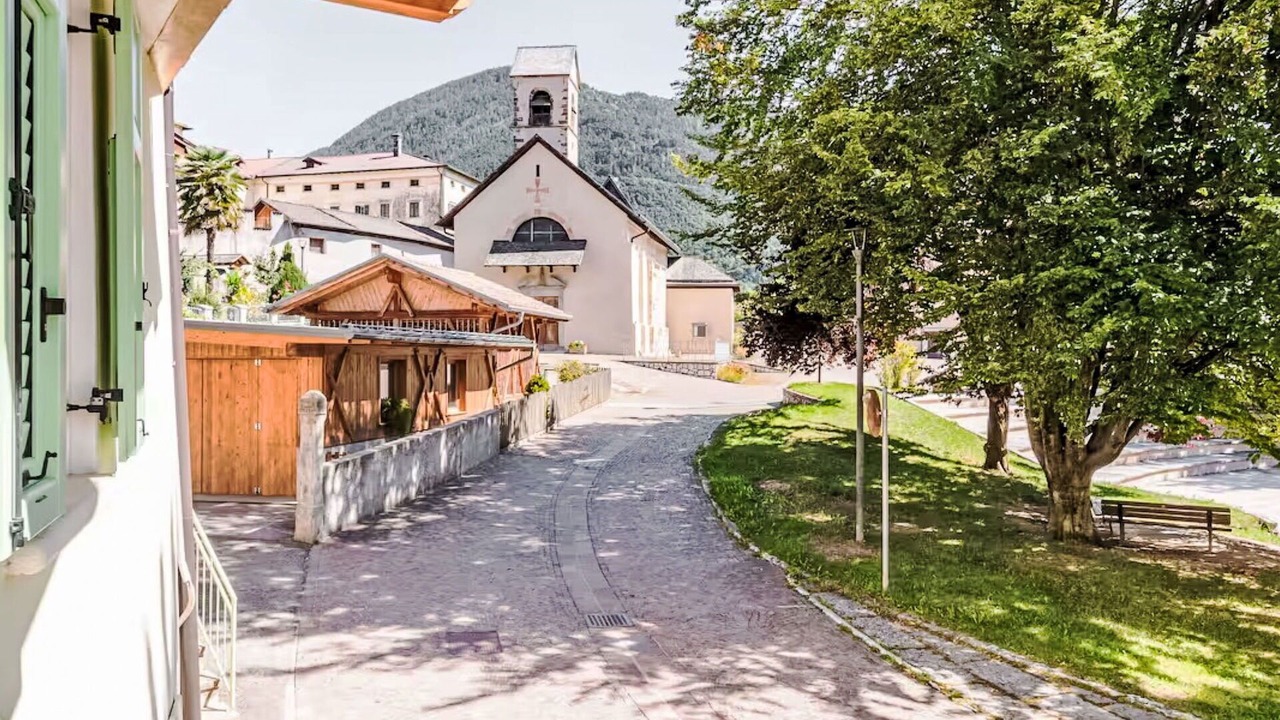 Photo of Outdoor in Livo