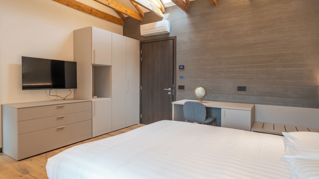 Photo of Bedroom in Calolziocorte