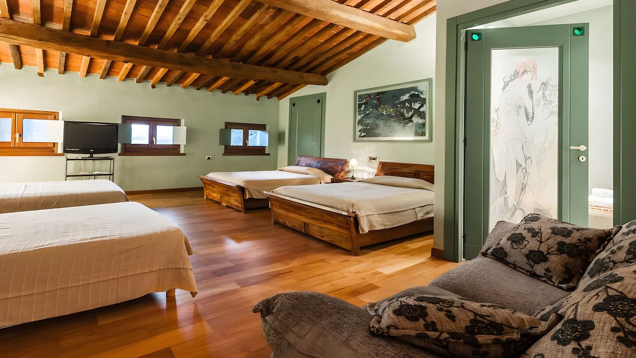 Photo of Bedroom in Vicopelago