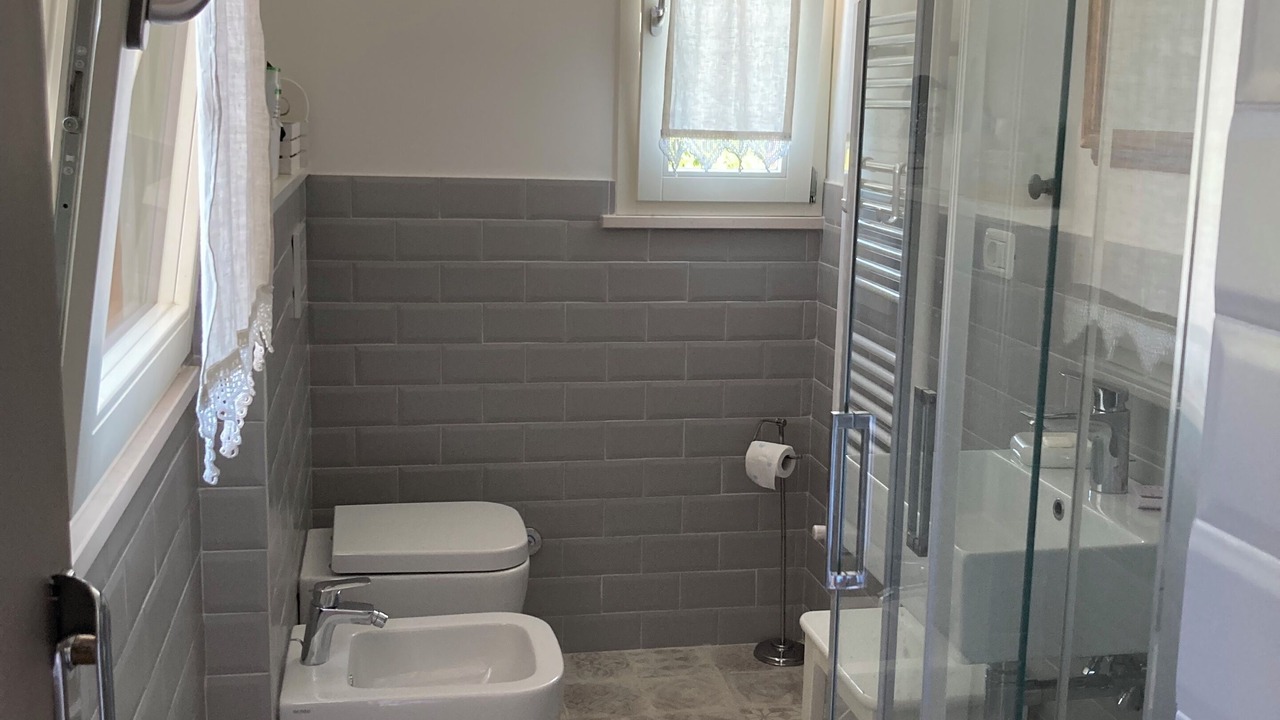Photo of Bathroom in Montecarotto