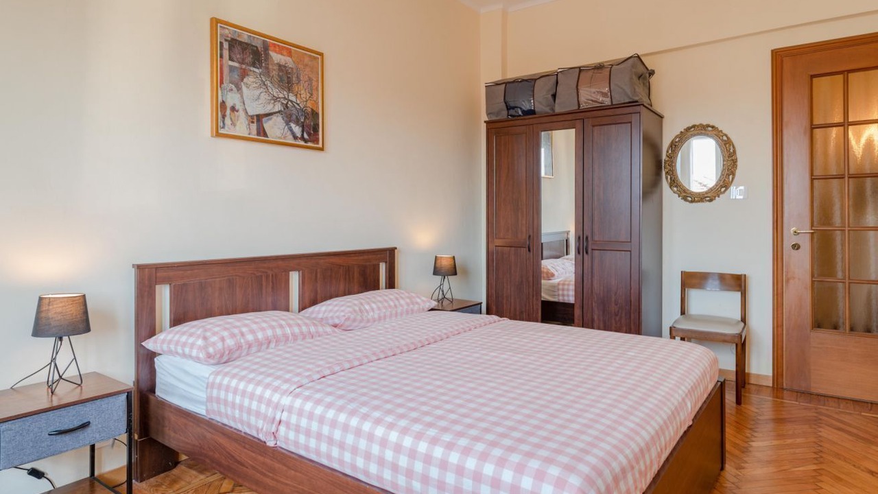 Photo of Bedroom in Parella