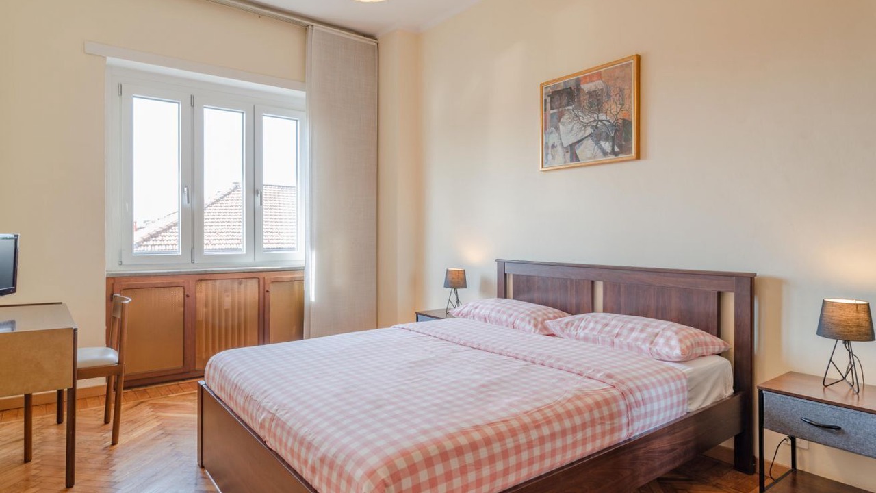 Photo of Bedroom in Parella